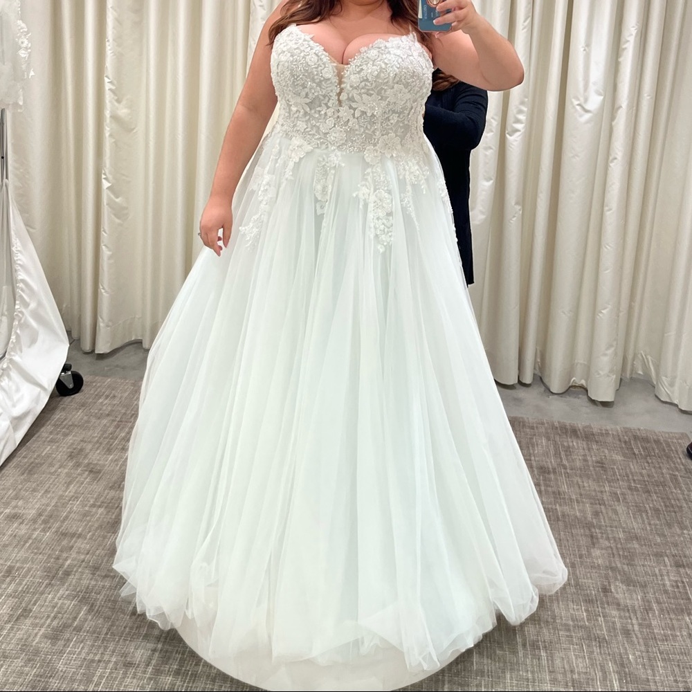 Plus size Cinderella Wedding Dress size 26 Eve Blue dress by Eddy K